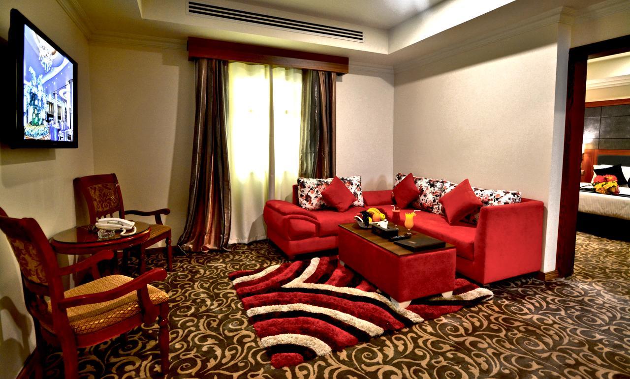 Grandeur East Aparthotel 3*