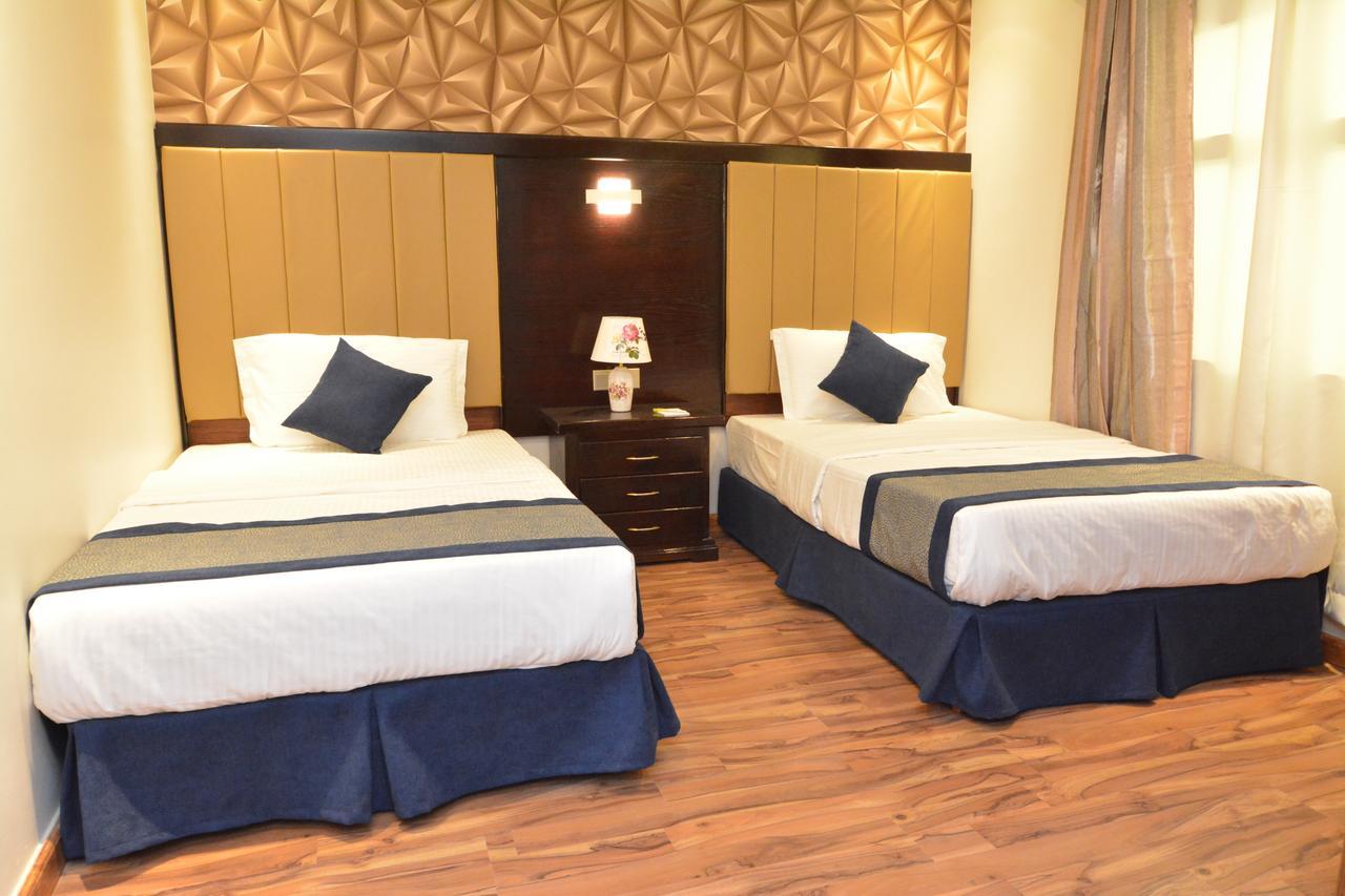 Grandeur East Aparthotel